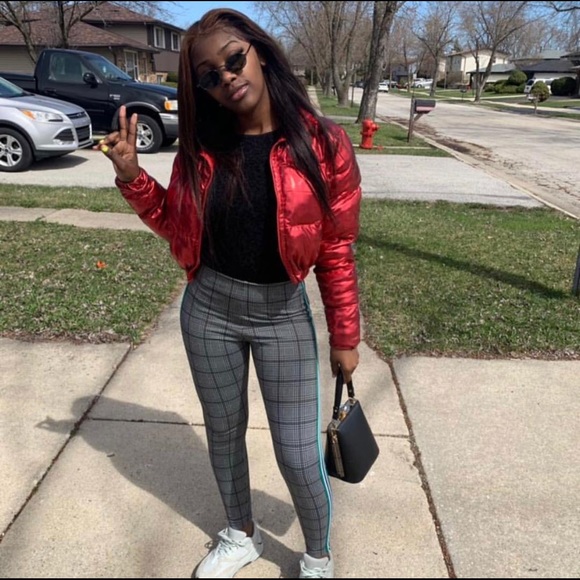 Red Metallic Cropped Puffer Jacket - Picture 2 of 4